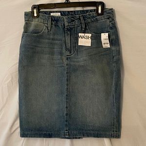Gap mid length jean skirt